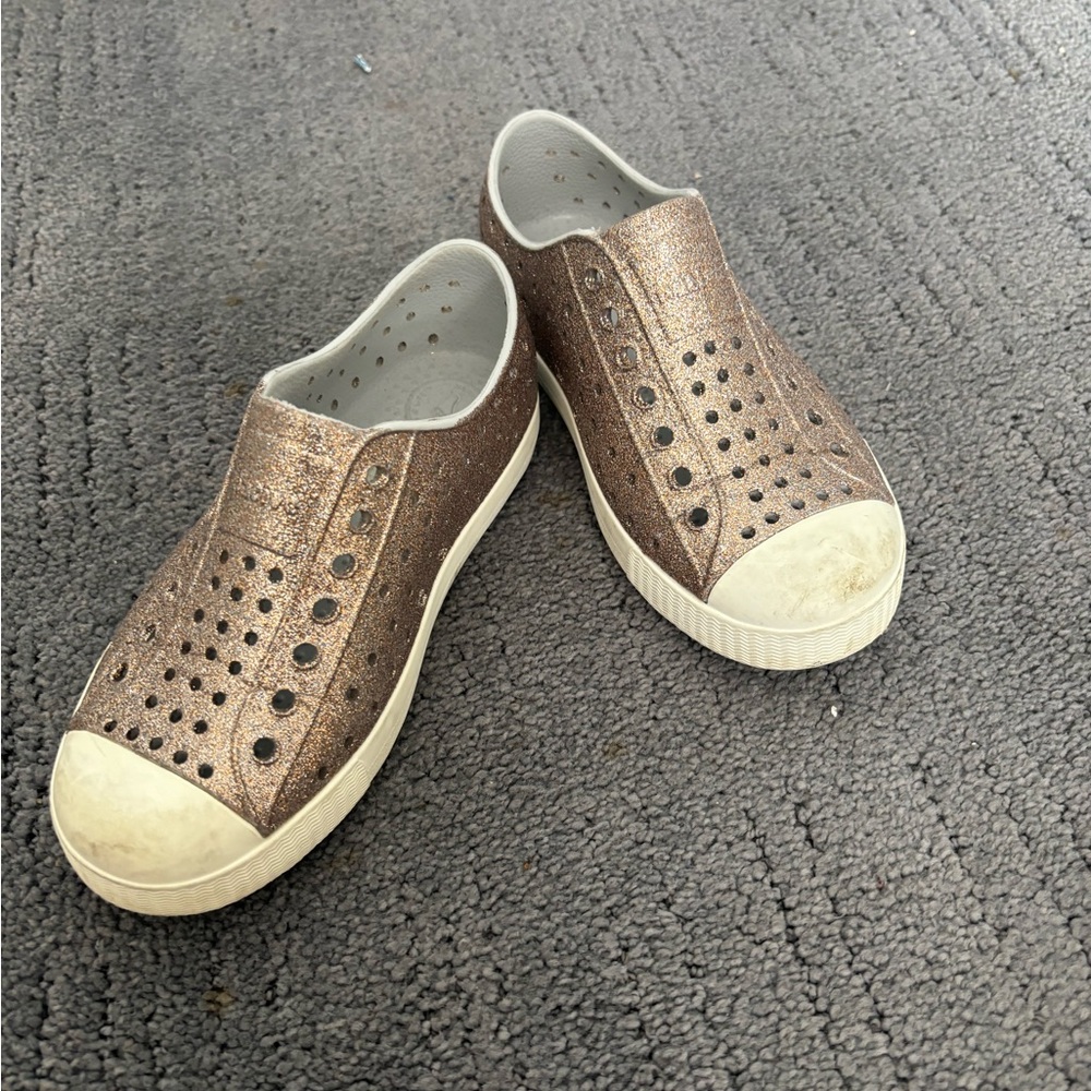 Sparkly natives girls size 12
